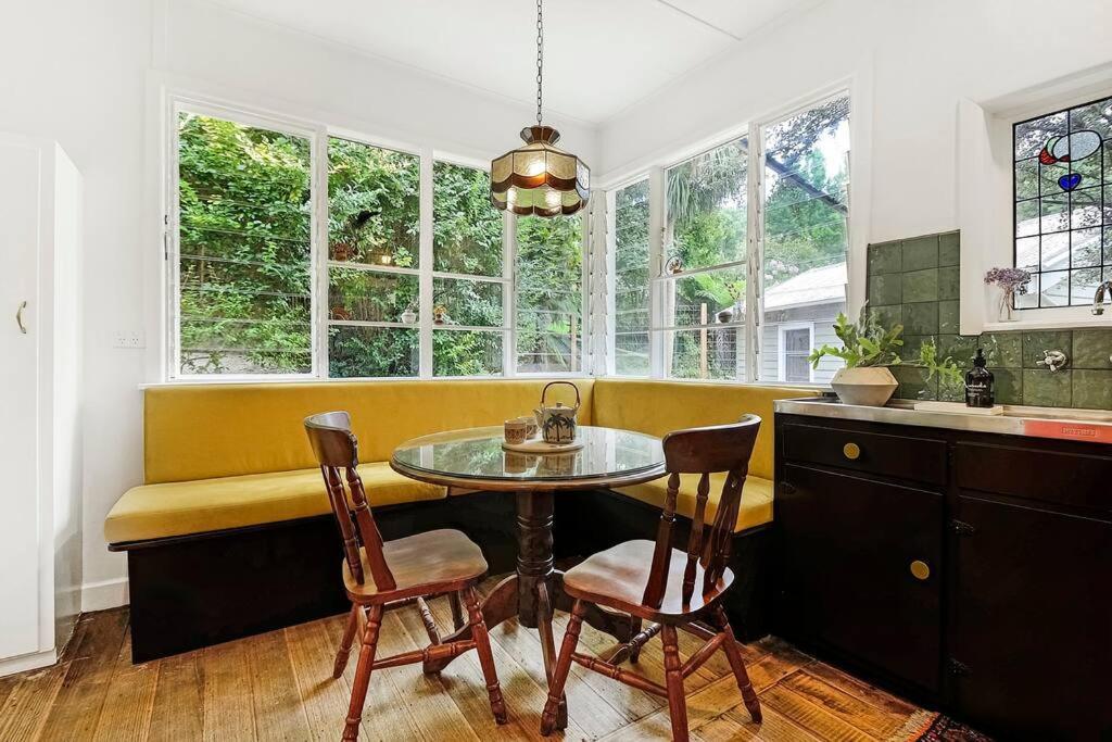 Harrys House Warburton - Peaceful Riverside Cottage In The Perfect Location ภายนอก รูปภาพ